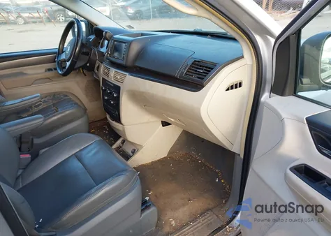 2010 Volkswagen Routan Se z USA, uszkodzony, nr VIN 2V4RW3D18AR262758